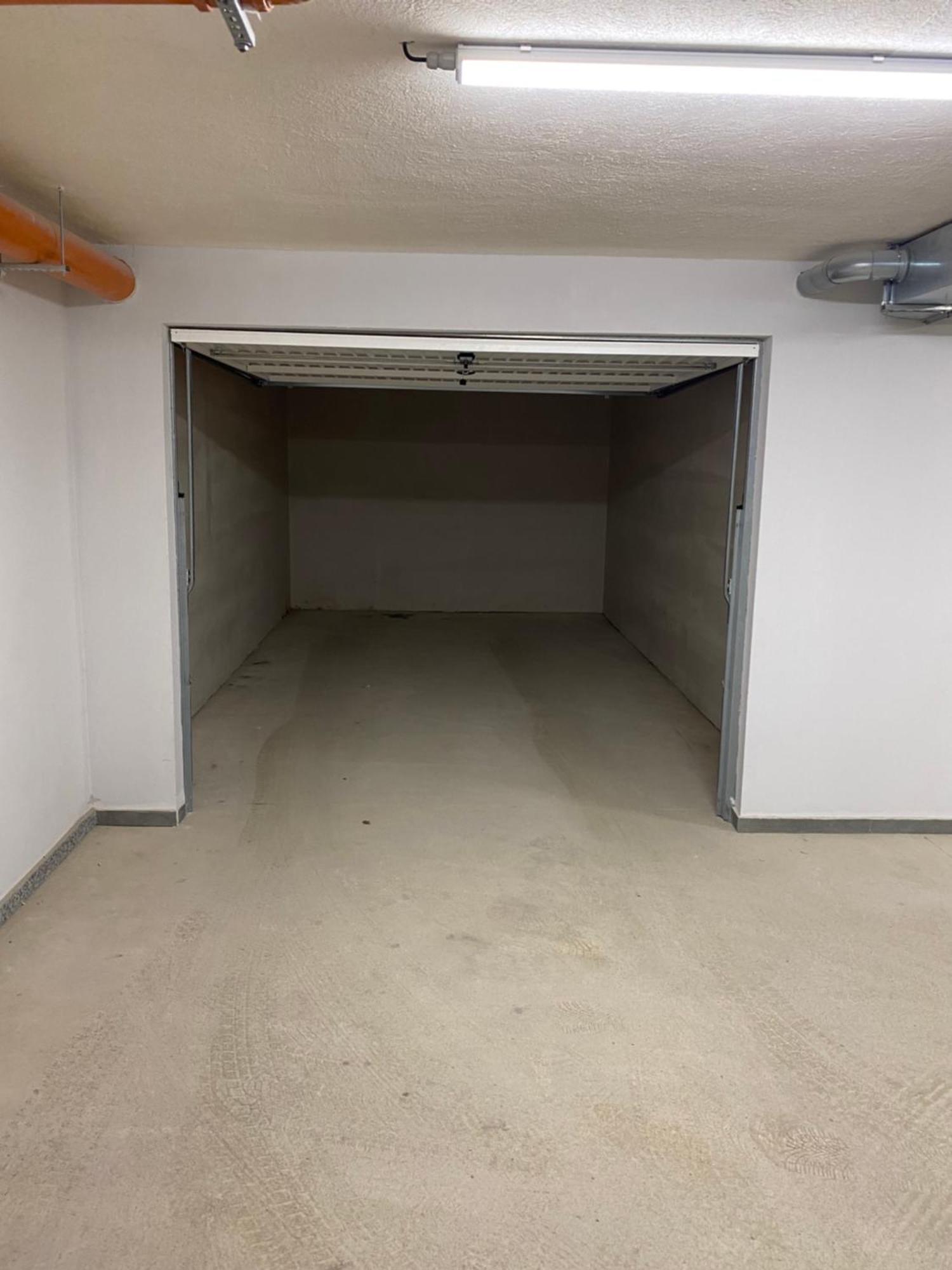 Oslo: A Modern Furnished With Parking דירה סופיה